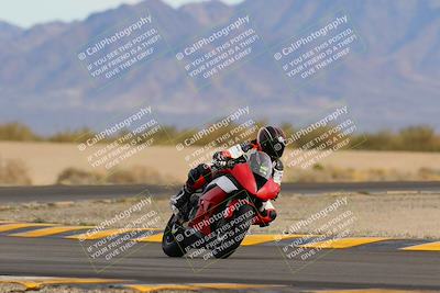 media/Dec-17-2022-SoCal Trackdays (Sat) [[224abd9271]]/Turn 15 (155pm)/